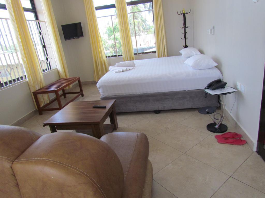 Fq Hotel Limited دار السلام الغرفة الصورة