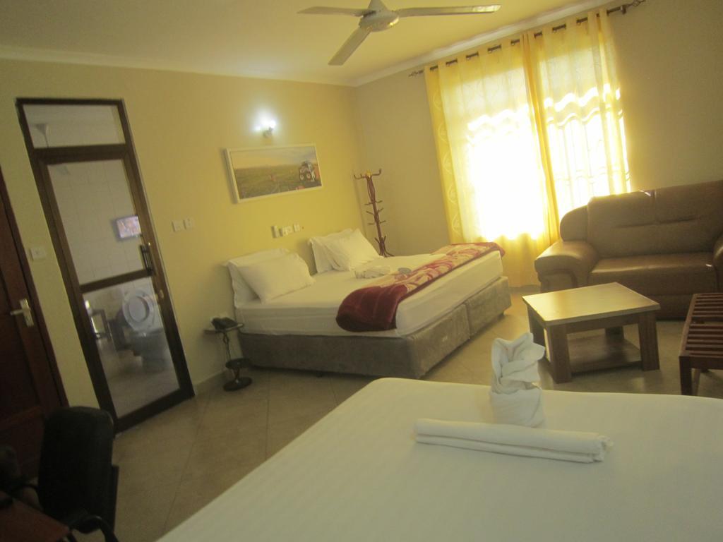 Fq Hotel Limited دار السلام المظهر الخارجي الصورة